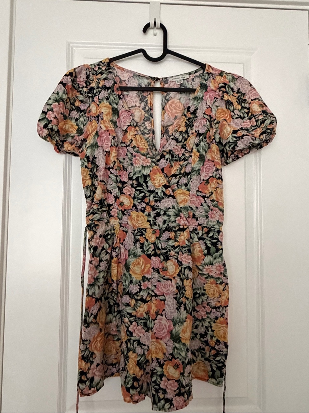 American Eagle V-Neck Short Sleeve Romper